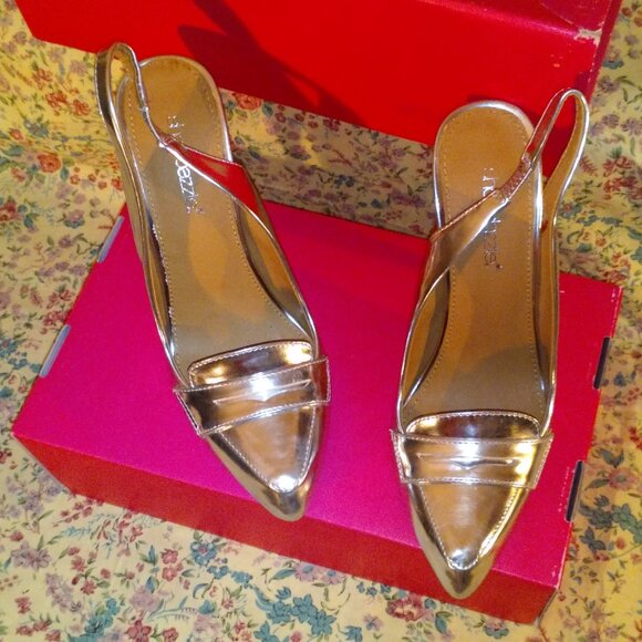 Shoedazzle Shoes pump Slingback Silver metallic Sz 8 *New in box - Picture 2 of 8